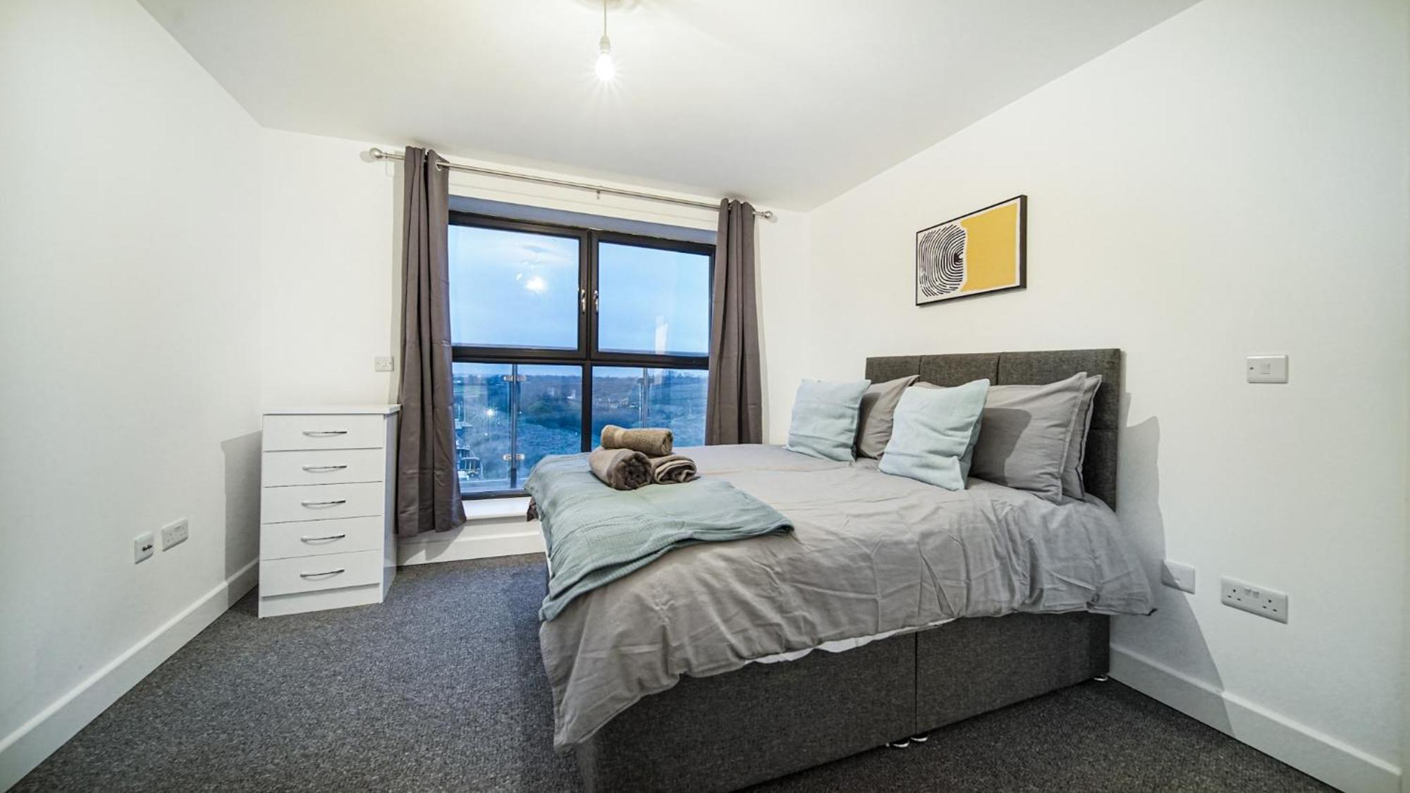 Modern Apartments With Free Parking Near Heathrow Colnbrook Exterior foto
