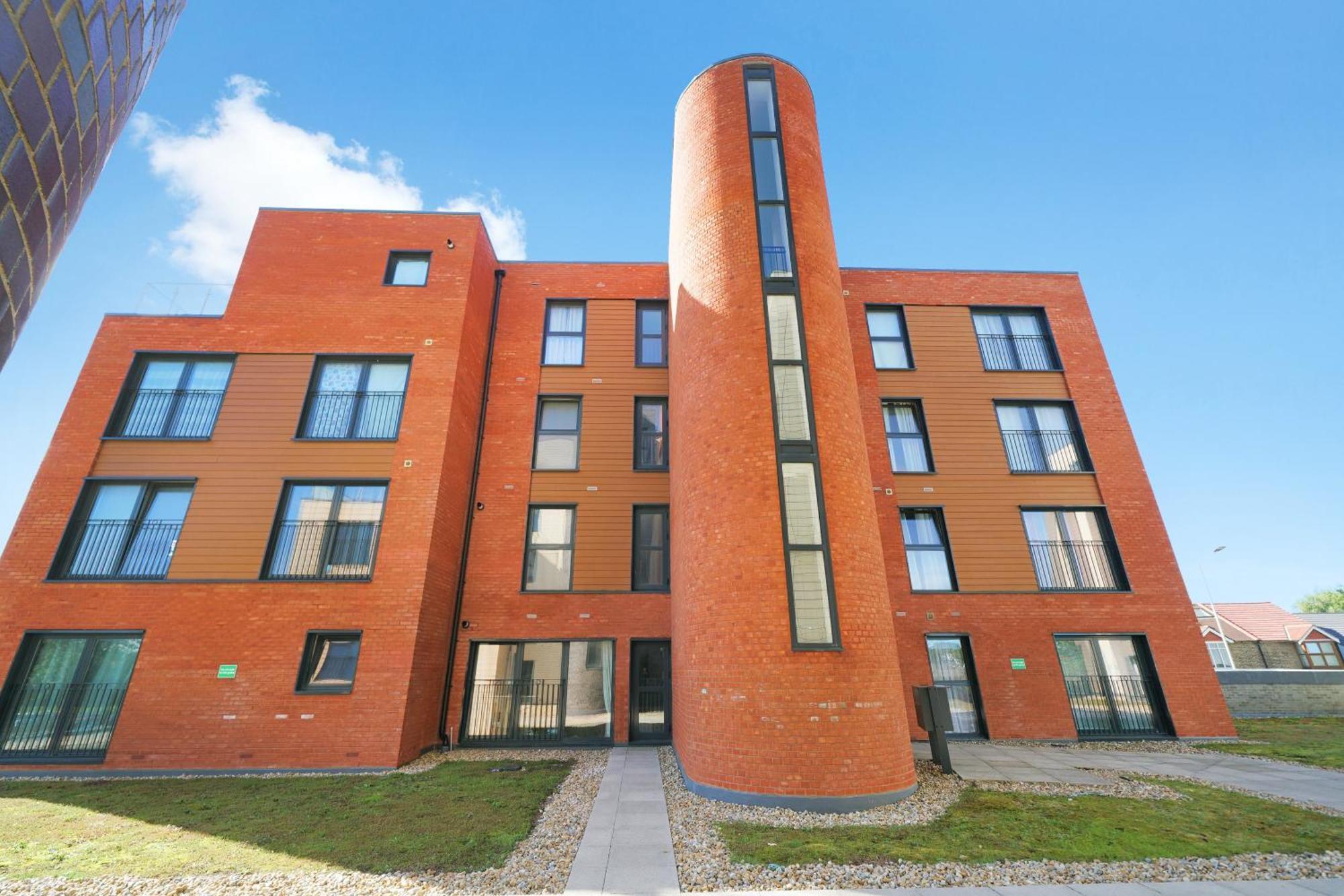 Modern Apartments With Free Parking Near Heathrow Colnbrook Exterior foto